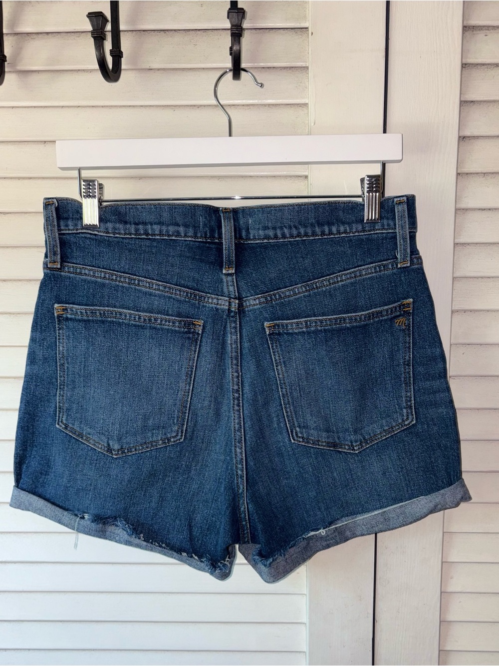 Madewell High Rise Denim Shorts Rolled Cuff Medium Wash Size 28 - Picture 5 of 7